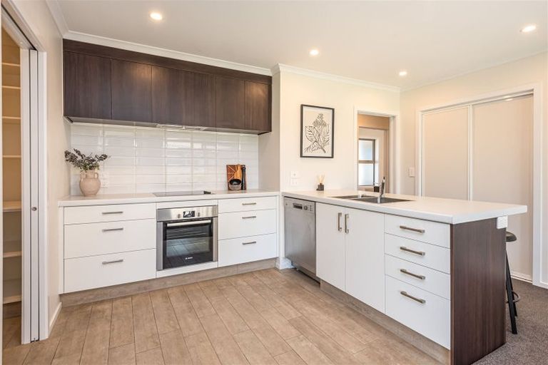 Photo of property in 14 Bradwell Crescent, Halswell, Christchurch, 8025