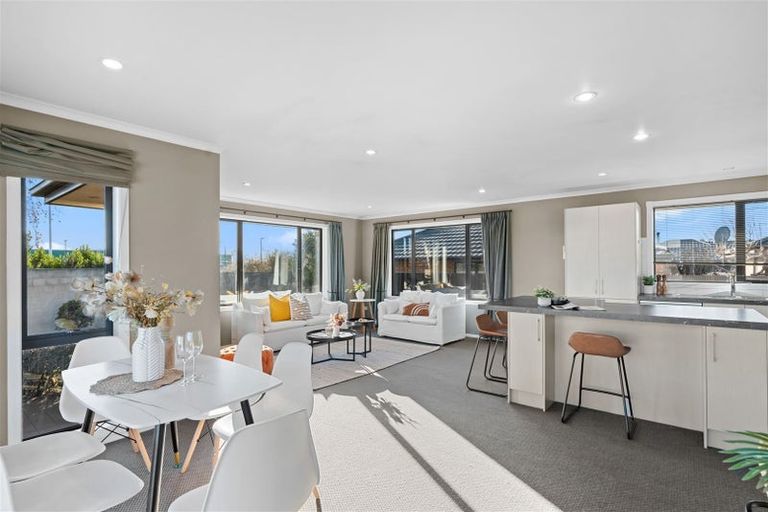 Photo of property in 760 Main North Road, Belfast, Christchurch, 8051