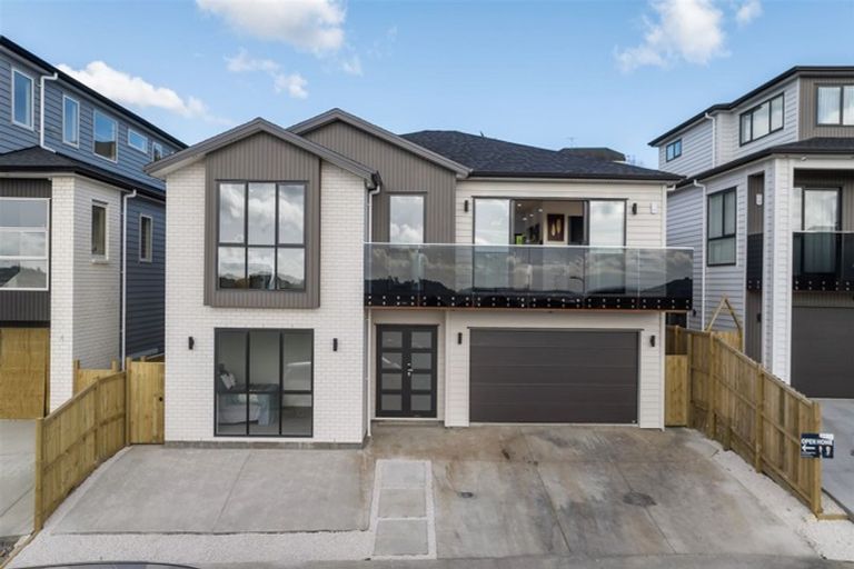 Photo of property in 3 Rakiraki Place, Flat Bush, Auckland, 2019