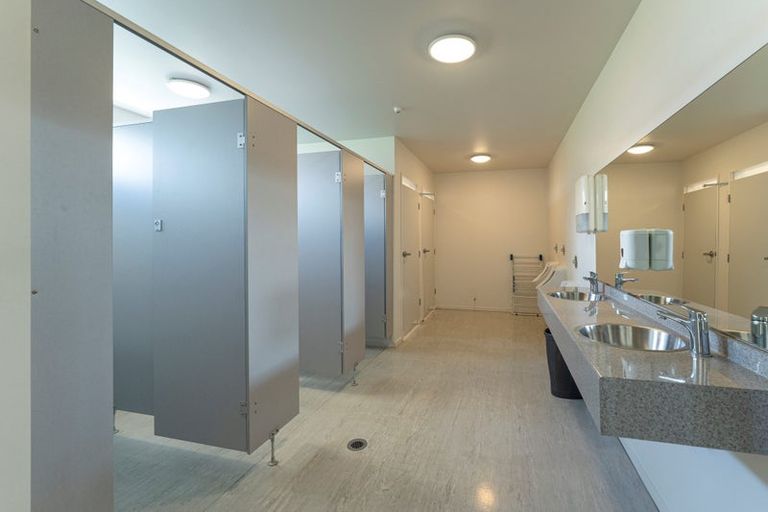 Photo of property in 16 Silverstone Drive, Cromwell, 9384