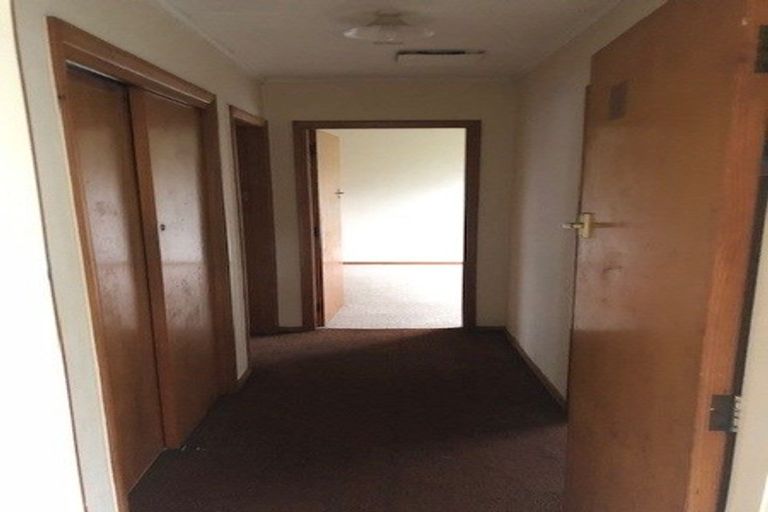 Photo of property in 437 Featherston Street, Palmerston North, 4414