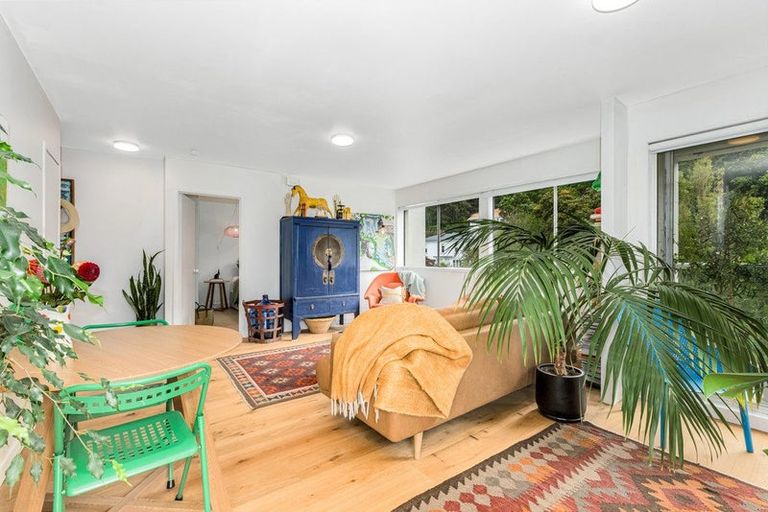 Photo of property in Grosvenor Flats, 19 Cottleville Terrace, Thorndon, Wellington, 6011