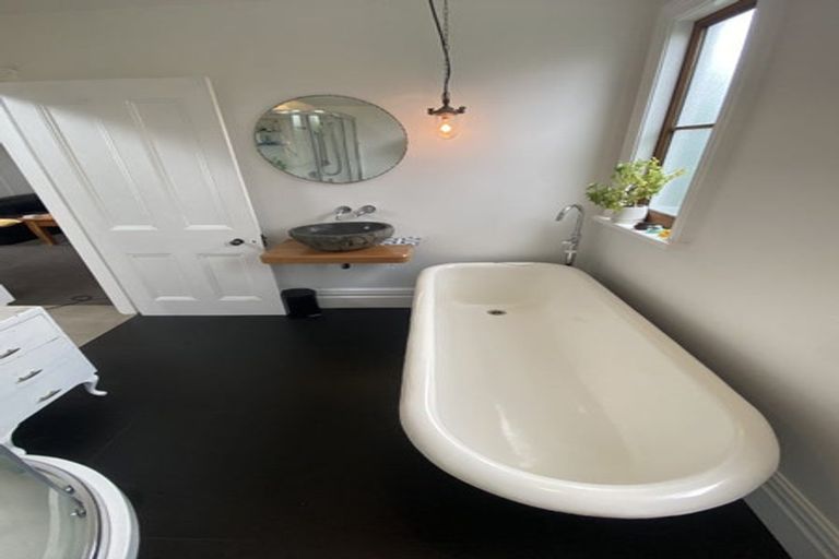 Photo of property in 21 Vienna Street, Waltham, Christchurch, 8023