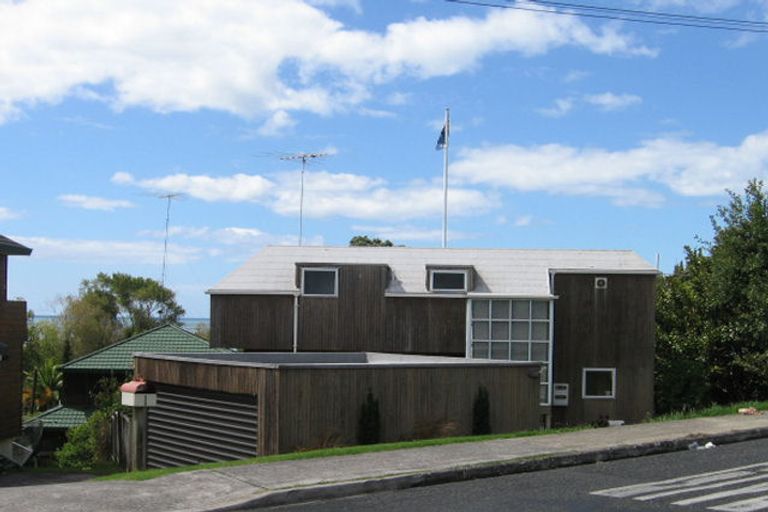 Photo of property in 2/1 Argyle Road, Browns Bay, Auckland, 0630