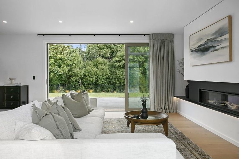 Photo of property in 32 The Fairways, Kinloch, Taupo, 3377