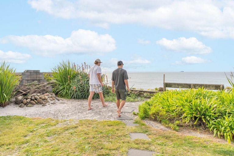 Photo of property in 579b Pukehina Parade, Pukehina, 3189