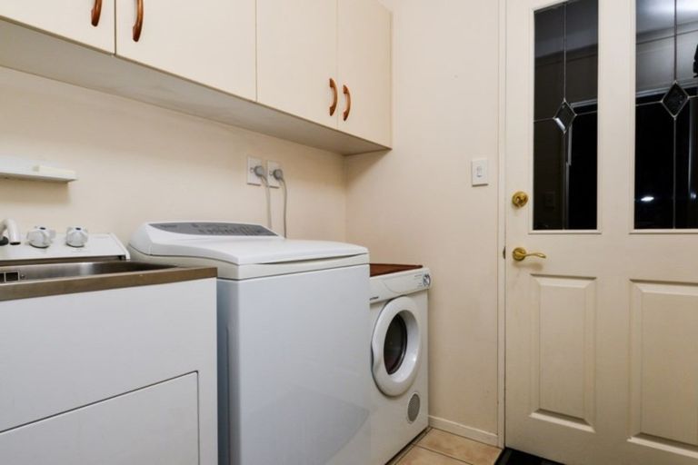 Photo of property in 76 Cairns Crescent, Rototuna, Hamilton, 3210