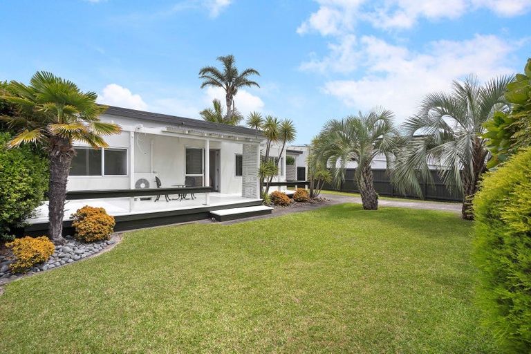 Photo of property in 403a Ocean Road, Whangamata, 3620