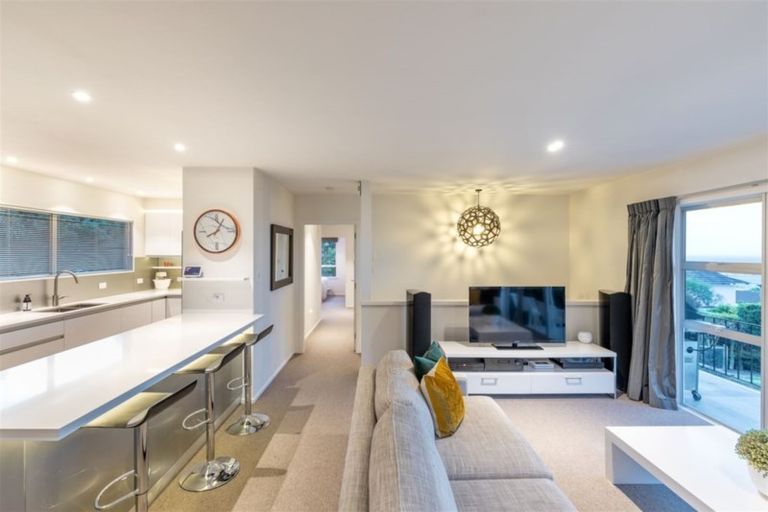 Photo of property in 4 Freeman Street, Mount Pleasant, Christchurch, 8081