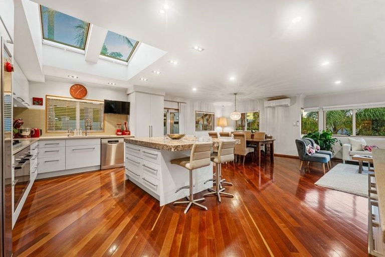 Photo of property in 69a Kowhai Road, Mairangi Bay, Auckland, 0630