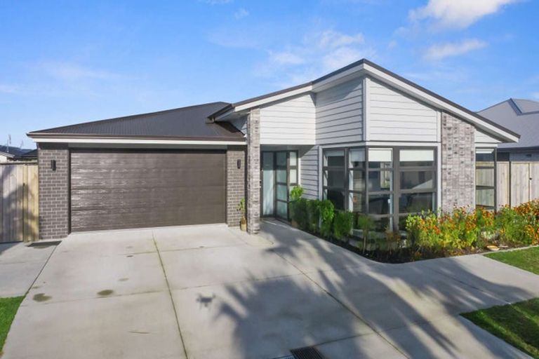 Photo of property in 18 Monilia Way, Papamoa Beach, Papamoa, 3118