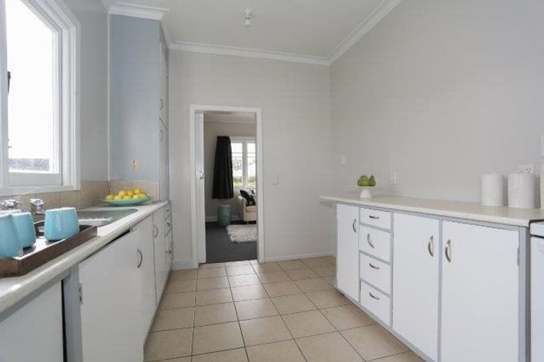 Photo of property in 102 Lumsden Road, Akina, Hastings, 4122