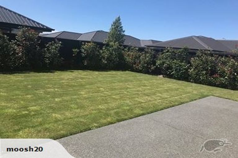 Photo of property in 14 Shillingford Boulevard, Rolleston, 7615