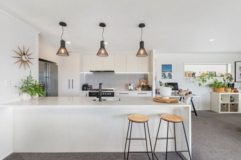 Photo of property in 1 John Dee Crescent, Red Beach, 0932