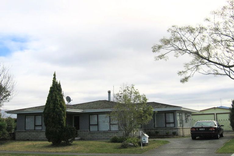 Photo of property in 15 Duckworth Crescent, Greenmeadows, Napier, 4112