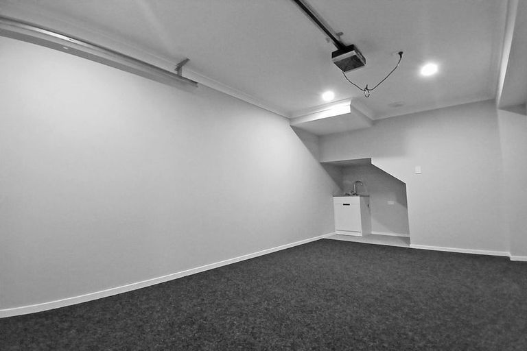 Photo of property in 9b Sari Place, Massey, Auckland, 0614