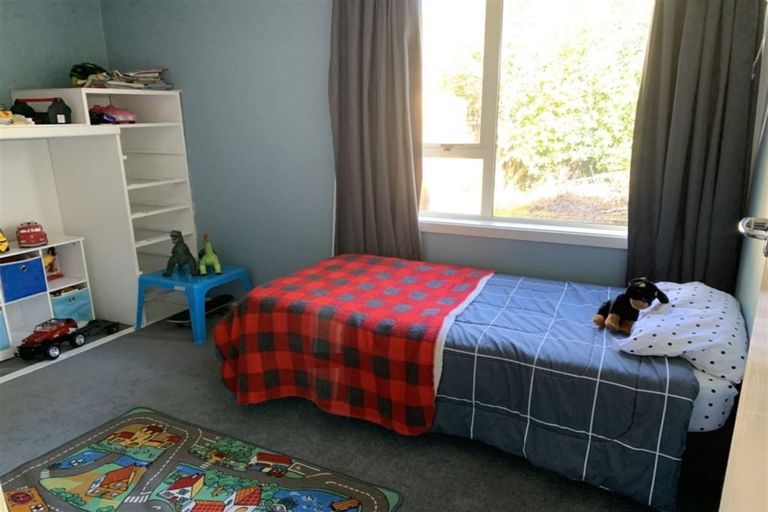 Photo of property in 38 Flower Street, Bryndwr, Christchurch, 8053