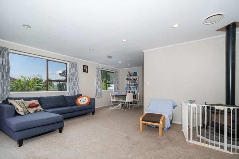 Photo of property in 99 Bruce Mclaren Road, Henderson, Auckland, 0612