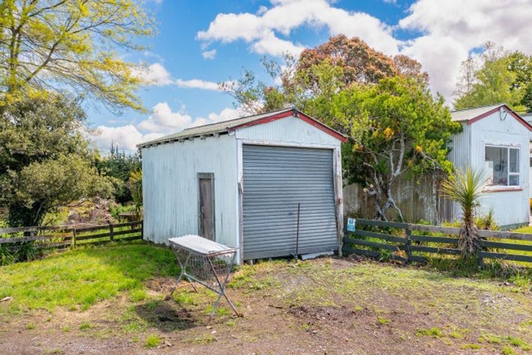 Photo of property in Wallingford School, 27 Bird Road, Wallingford, Waipukurau, 4284