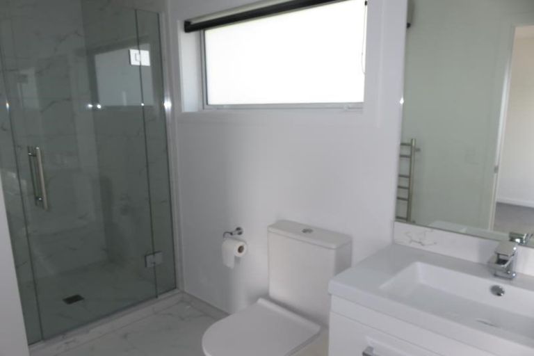 Photo of property in 56c Nicholson Road, Khandallah, Wellington, 6035