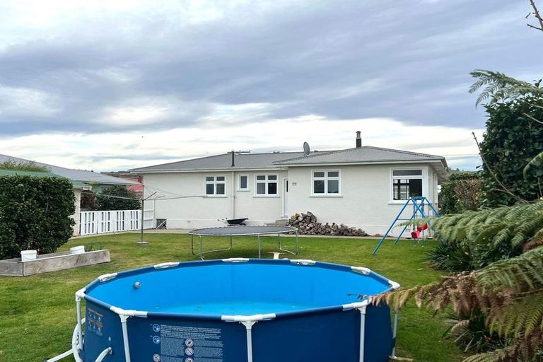 Photo of property in 13 Dalmeny Street, Oamaru North, Oamaru, 9400
