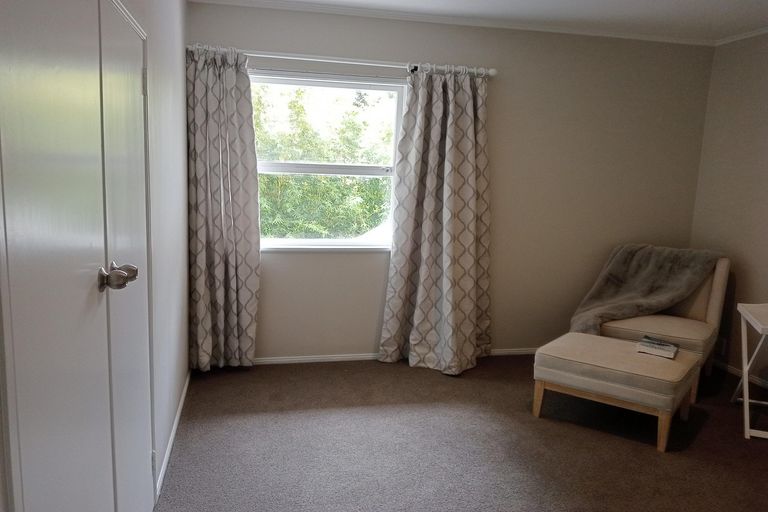 Photo of property in 57 Lawrence Crescent, Hillpark, Auckland, 2102