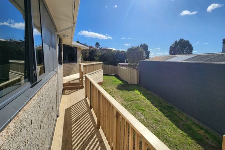 Photo of property in 8 Handley Place, Glen Avon, New Plymouth, 4312