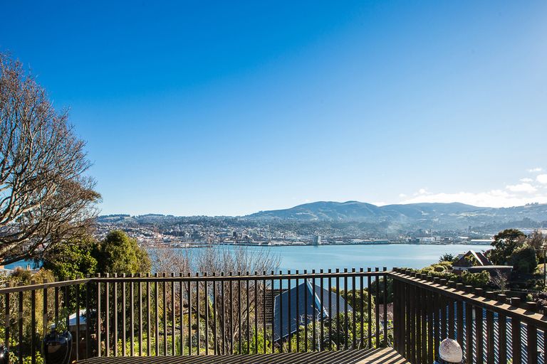 Photo of property in 11 Challis Street, Vauxhall, Dunedin, 9013