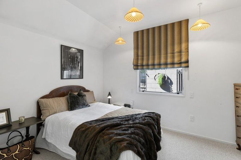 Photo of property in 3/93 Aikmans Road, Merivale, Christchurch, 8014