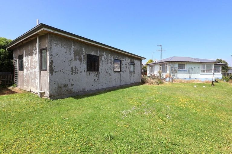 Photo of property in 12 John Street, Strathern, Invercargill, 9812