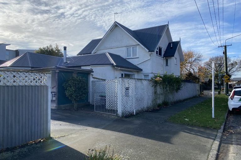 Photo of property in 1a Grove Road, Addington, Christchurch, 8024