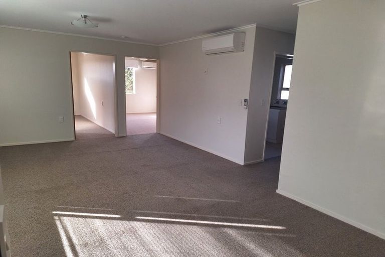 Photo of property in 1/2 Angell Street, Johnsonville, Wellington, 6037