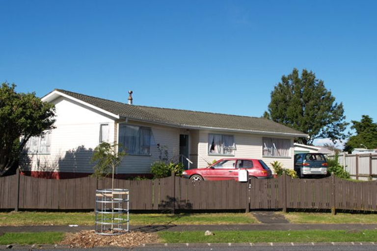 Photo of property in 3 Raglan Street, Mangere East, Auckland, 2024