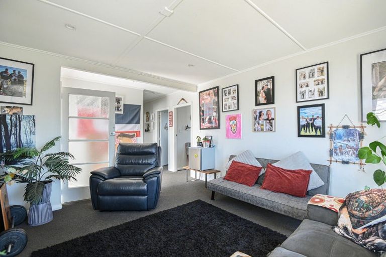 Photo of property in 17 Kelvin Road, Maraenui, Napier, 4110