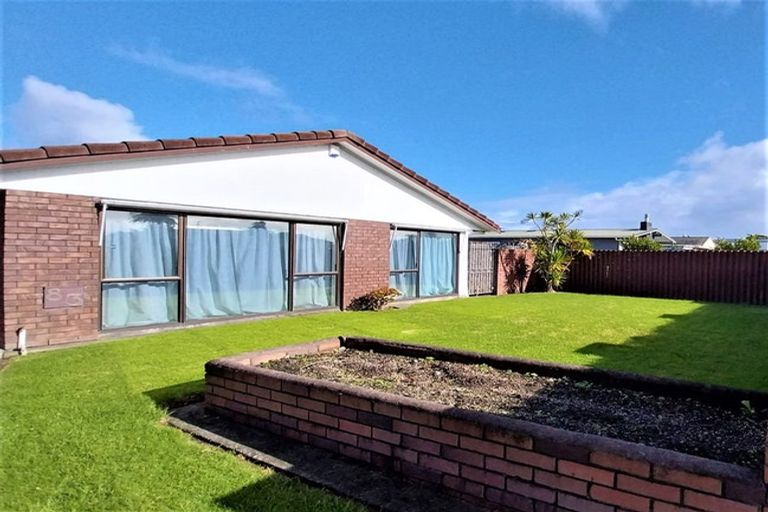 Photo of property in 83 Pakuranga Road, Pakuranga, Auckland, 2010