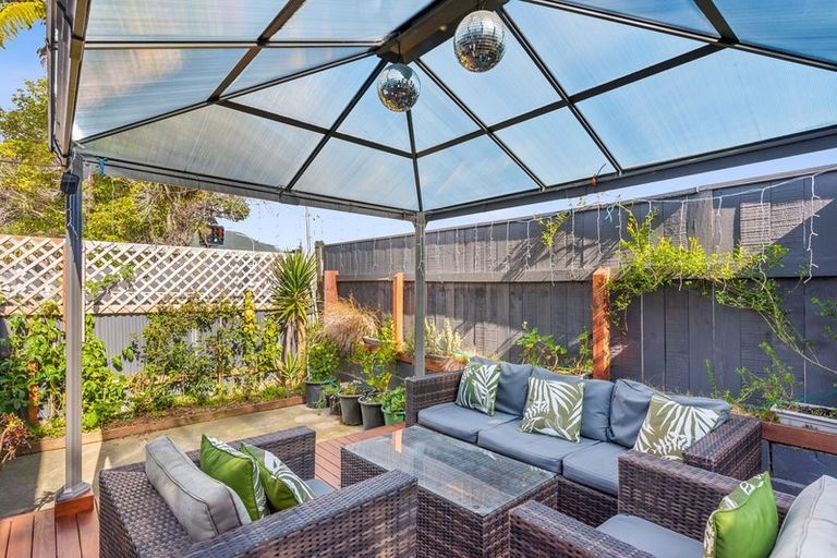 Photo of property in 22a Kapiti Road, Paraparaumu, 5032