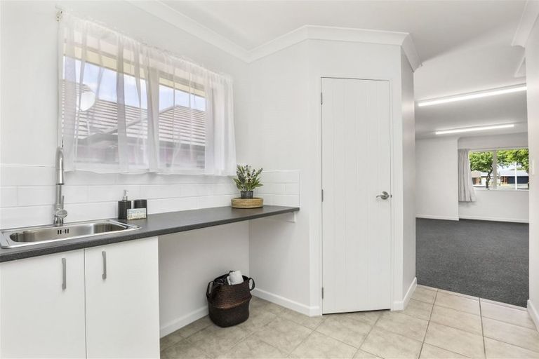 Photo of property in 6 Cranmore Avenue, Huntington, Hamilton, 3210