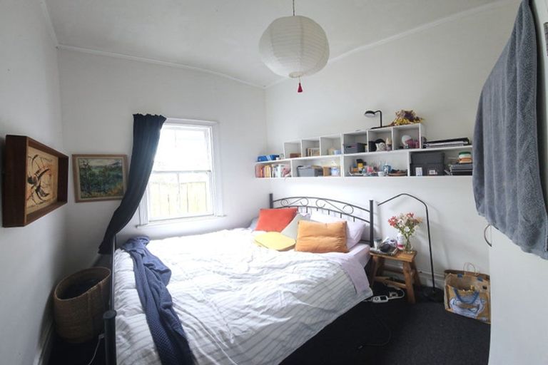 Photo of property in 9 Bidwill Street, Mount Cook, Wellington, 6021