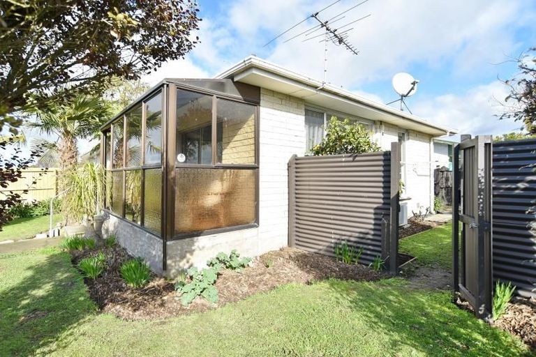 Photo of property in 1/2 Bayswater Crescent, Bromley, Christchurch, 8062