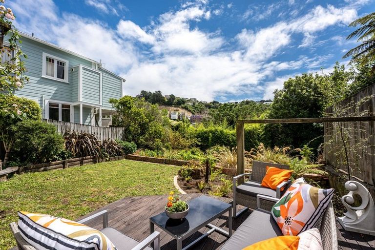 Photo of property in 24 Clarence Street, Brooklyn, Wellington, 6021