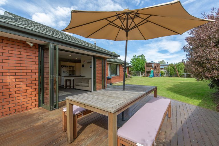 Photo of property in 3 Auden Common, Rolleston, 7614