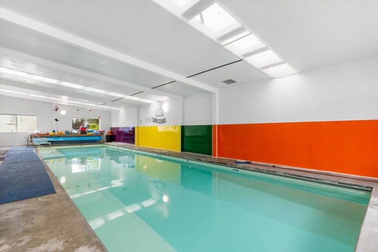 Photo of property in 215 Boucher Avenue, Te Puke, 3119