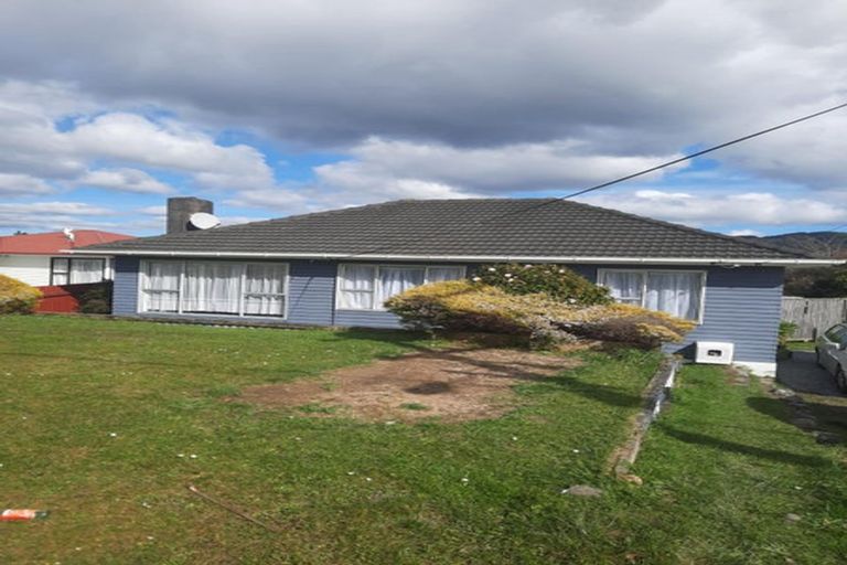 Photo of property in 34 Castlerea Street, Wainuiomata, Lower Hutt, 5014