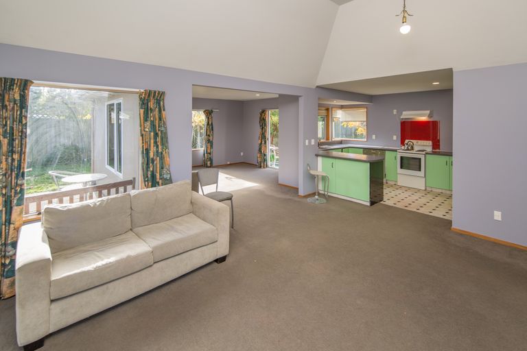 Photo of property in 9a Pandora Street, North New Brighton, Christchurch, 8083