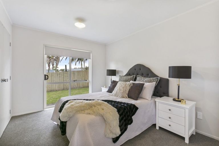 Photo of property in 1/23 Waitoa Street, Waiuku, 2123