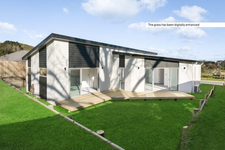 Photo of property in 34 Sunline Crescent, Paeroa, 3600