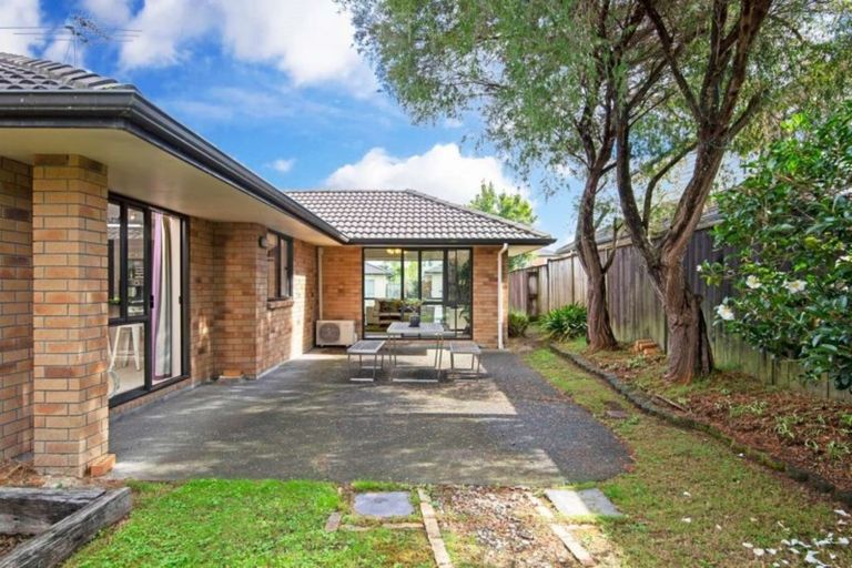 Photo of property in 24 Baltersan Drive, Flat Bush, Auckland, 2016