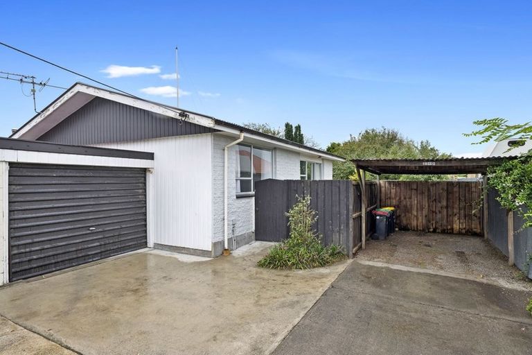 Photo of property in 2/144a Beach Road, North New Brighton, Christchurch, 8083