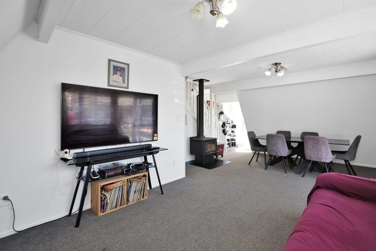 Photo of property in 170 Mcmurdo Street, Tinwald, Ashburton, 7700