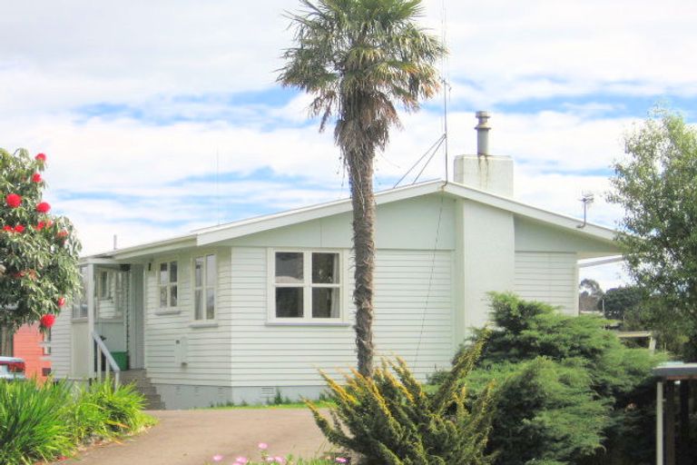 Photo of property in 116 Kingswood Road, Brookfield, Tauranga, 3110